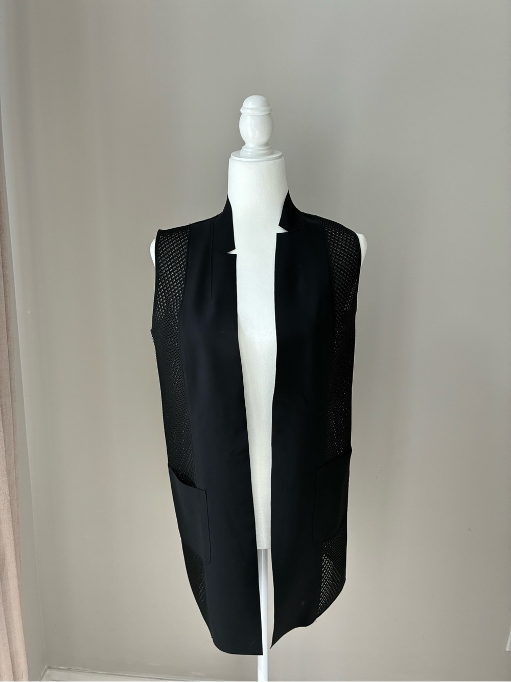 Elie Tahari Black Open-Front Mesh Panel Vest